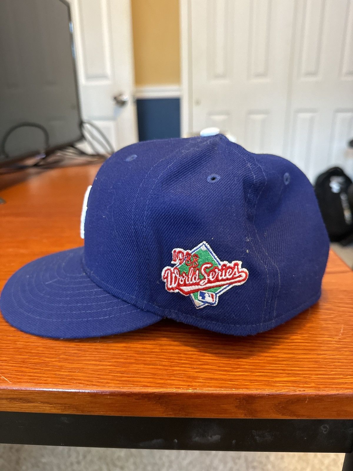 New Era LA Dodgers “‘88 WS Patch” Fitted 7 1/4 Size 32 - 2 Thumbnail