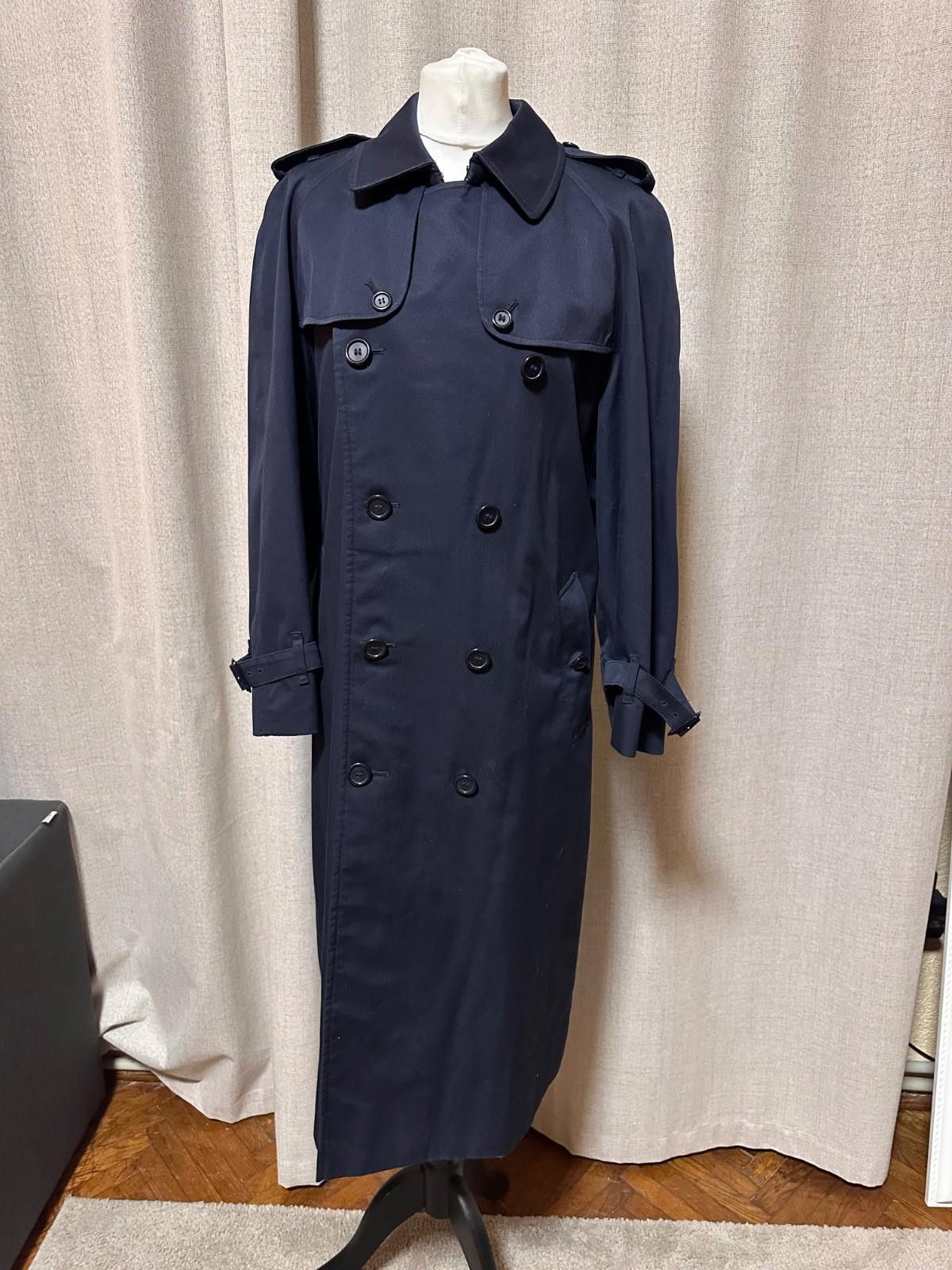 Burberry Burberry Double Breasted Novacheck Navy Trench Coat 164cm Size XL / US 12-14 / IT 48-50 - 1 Thumbnail