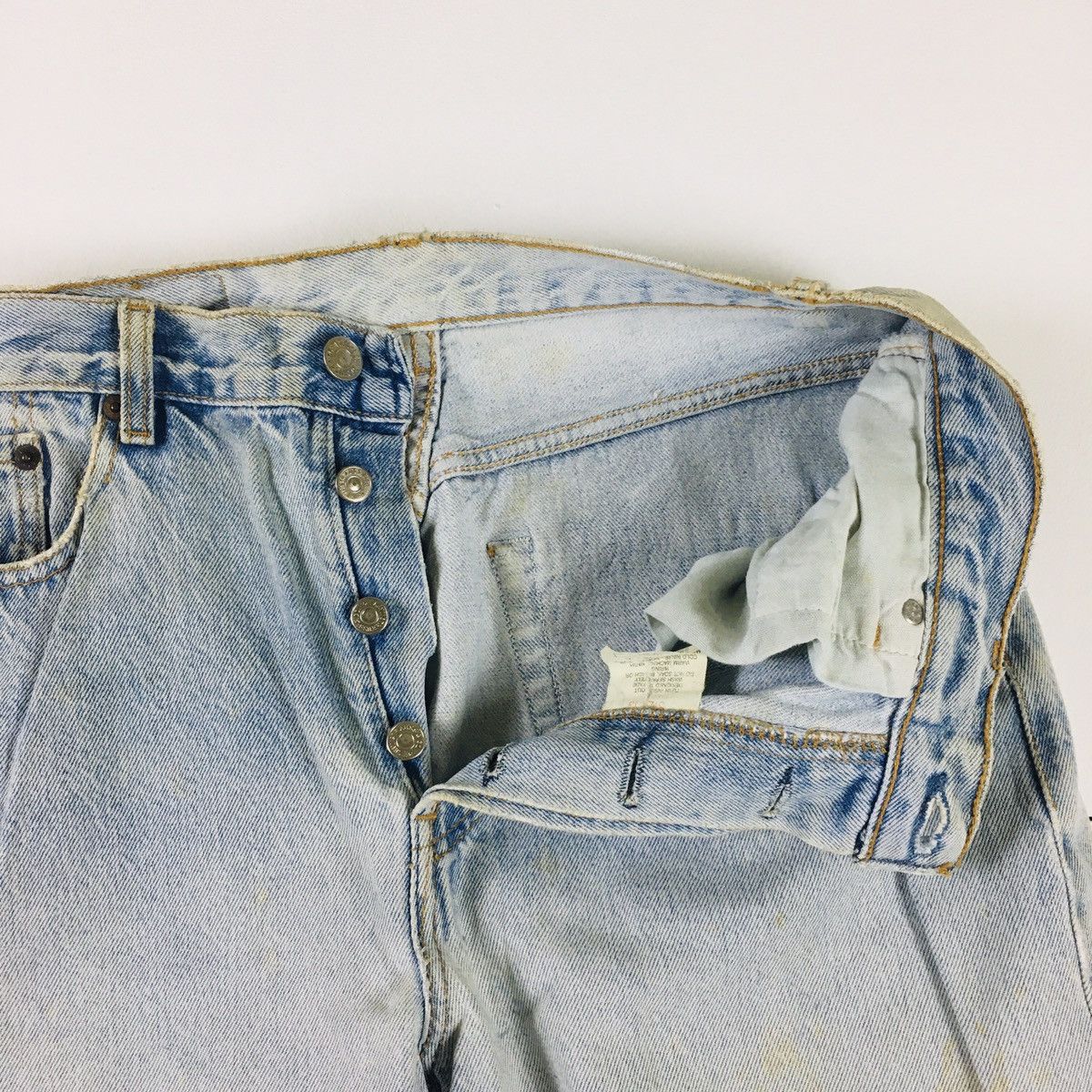 Levi's Vintage Clothing Vintage Levi’s 501 Made in Australia Size US 30 / EU 46 - 12 Thumbnail