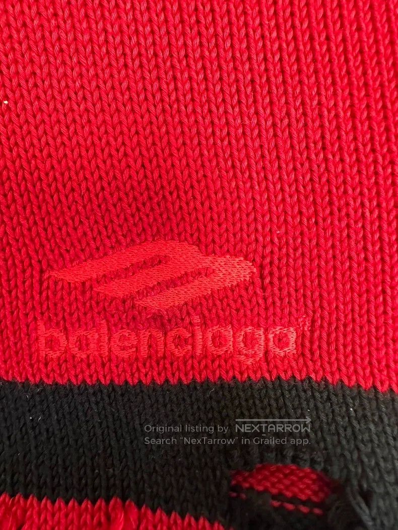 Other Balenciaga Color Block Hole Long Sleeve Knit Top Size US S / EU 44-46 / 1 - 3 Thumbnail