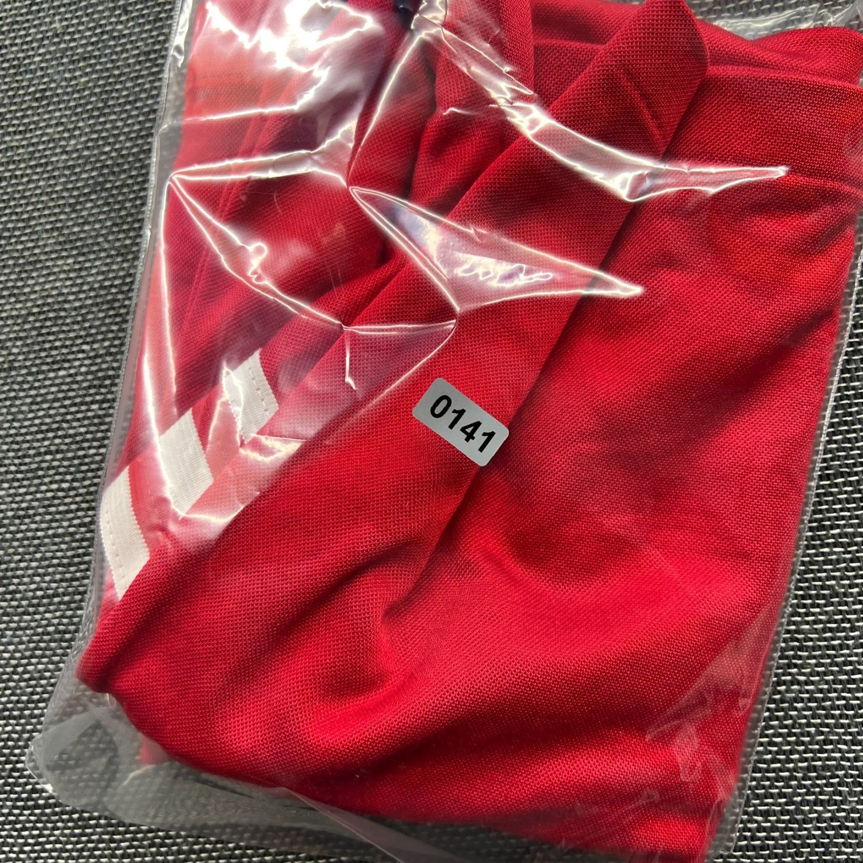 Adidas adidas Bayern Munich Shirt Football Jersey Mens Small Red 1990s Vintage (1989 1990 1991) Size US S / EU 44-46 / 1 - 2 Thumbnail