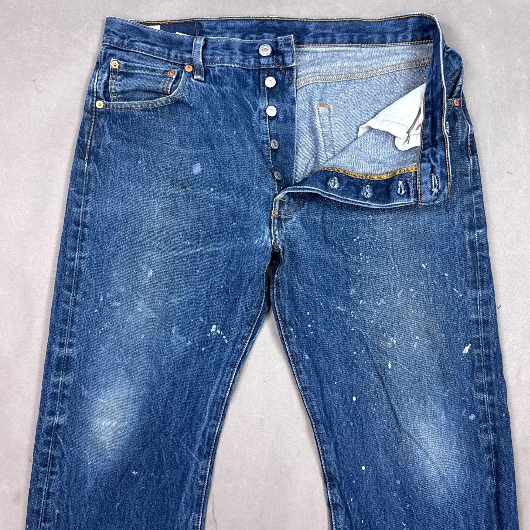 Levi's Levi's 501 Jeans Men 34x30 Blue Button Fly Pant Faded Painted Workwear (Tag36x32) Casual Straight 34x30 Men Blue Jeans Size US 36 / EU 52 - 2 Thumbnail