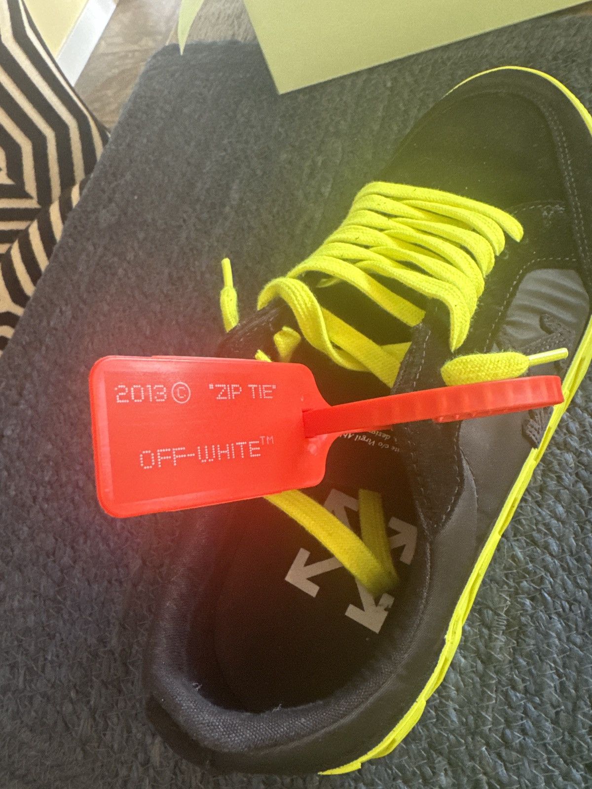 Off-White Off White Vulcanized Sneaker Black & Yellow Size US 10.5 / EU 43-44 - 9 Thumbnail