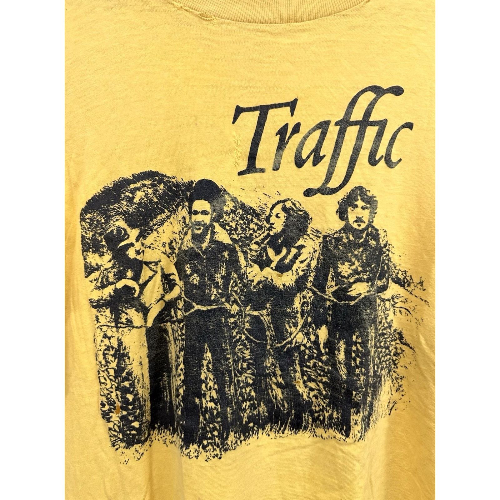 Vintage VTG 70s Traffic When the Eagle Flies Band Tour Worn Distressed T-Shirt XL Men Yellow Size US XL / EU 56 / 4 - 3 Thumbnail
