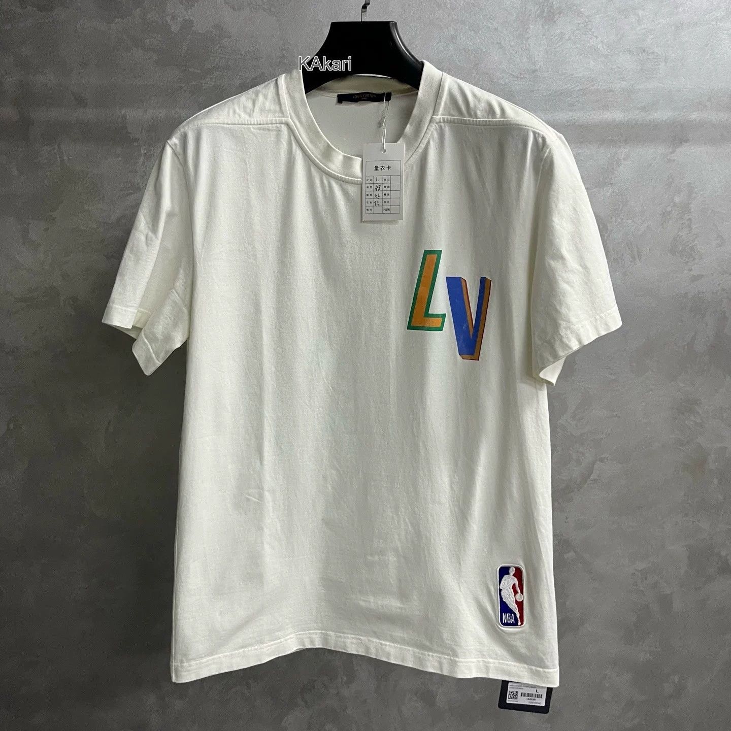 Louis Vuitton Louis Vuitton Logo Print Short-Sleeve T-Shirt Size US L / EU 52-54 / 3 - 1 Preview