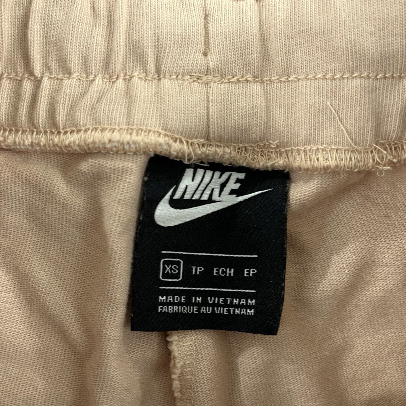 Nike NIKE Pants Womens XS Rose Brown 20" Cropped Capri Sweatpants Lounge Gym Lifting Size 26" / US 2 / IT 38 - 3 Thumbnail