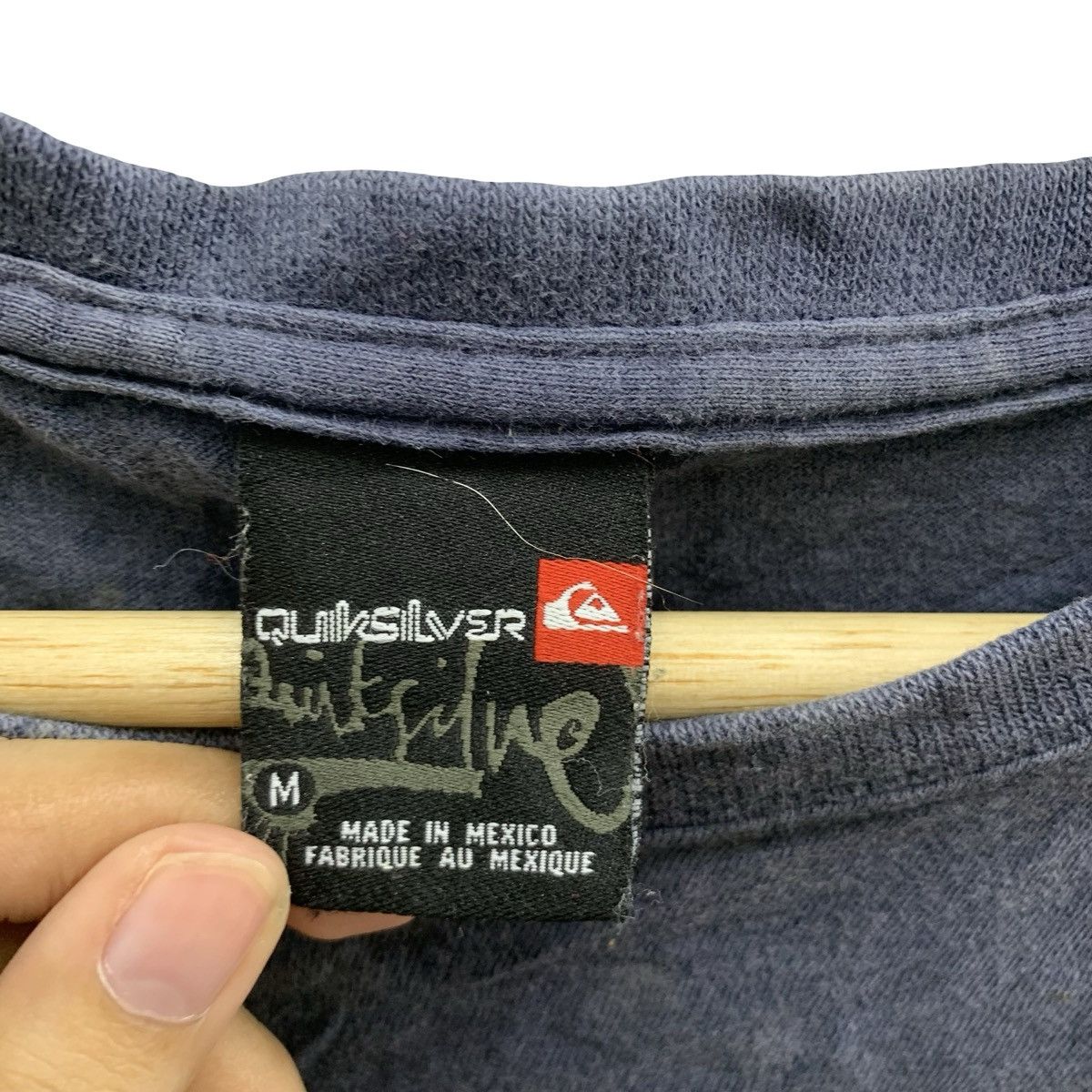 Quiksilver Vintage QUICKSILVER Comp Mountain and Wave Logo Tee Shirt Size US M / EU 48-50 / 2 - 9 Thumbnail