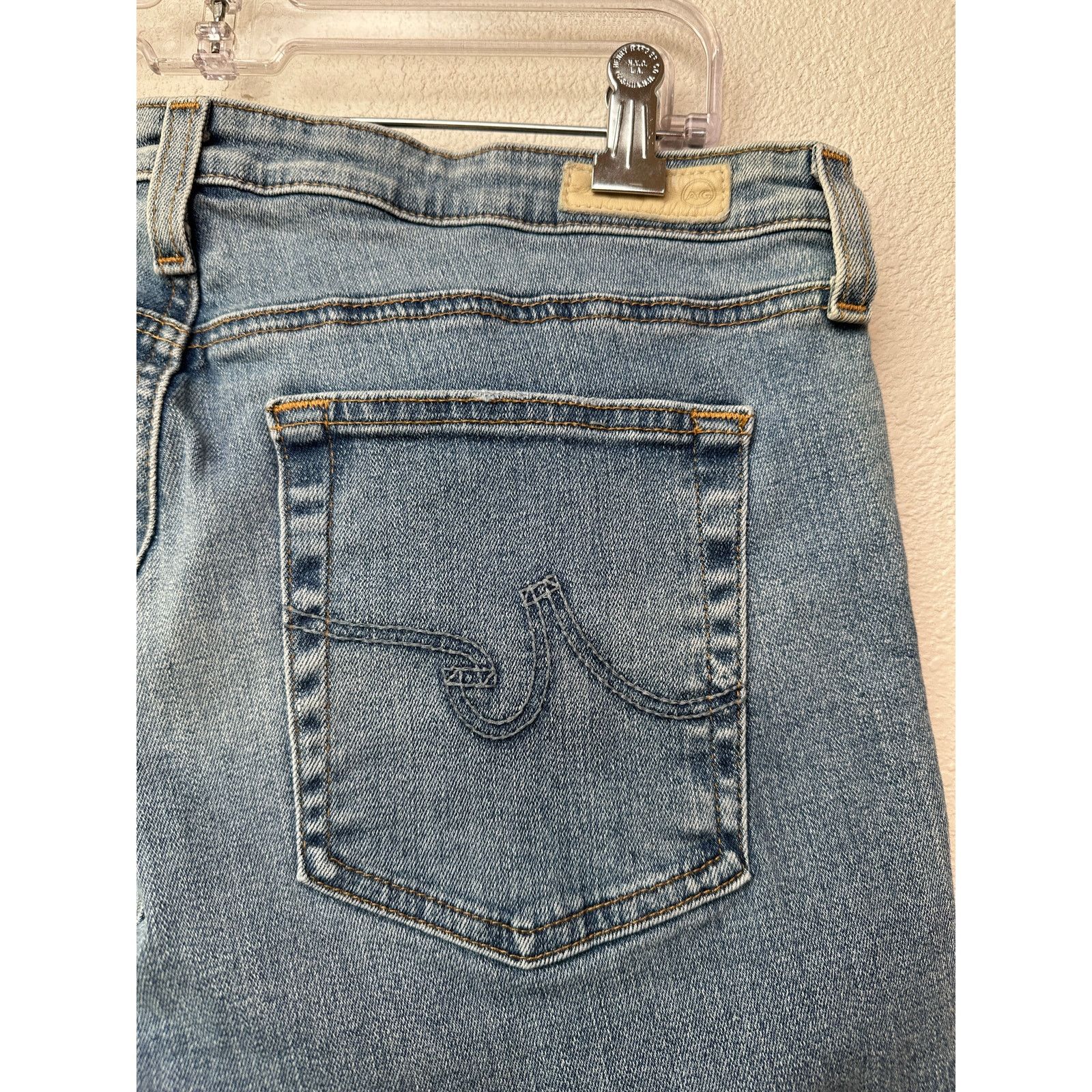 AG Adriano Goldschmied Adriano Goldschmied The Prima Crop Jeans 31 Distressed Size 27" / US 4 / IT 40 - 6 Thumbnail