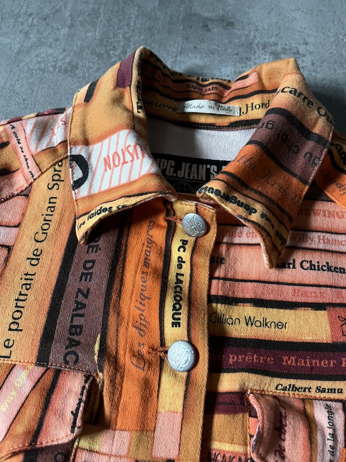Jean Paul Gaultier Jean Paul Gaultier Bookshelf all over print button up Size US S / EU 44-46 / 1 - 6 Thumbnail