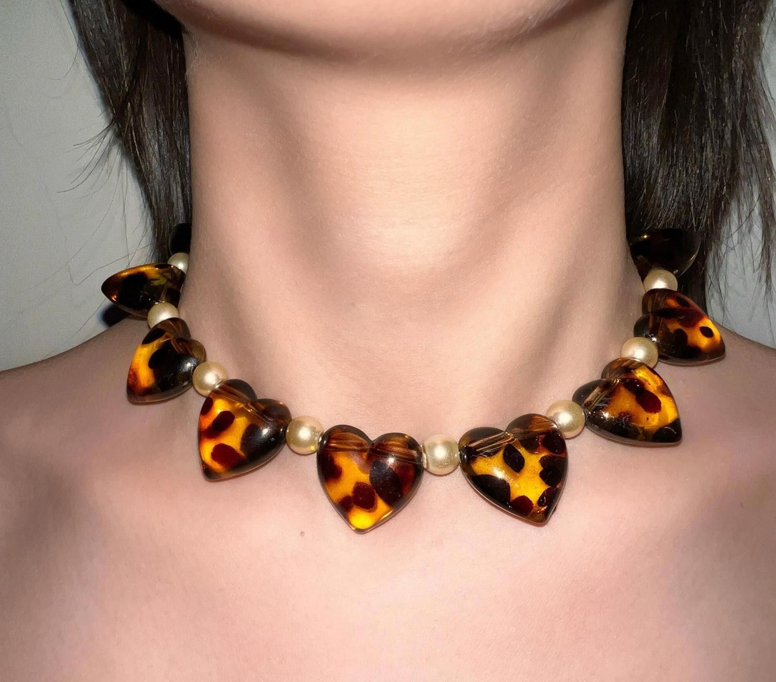Jewelry Tortoiseshell Heart Pendant Pearl Necklace, Chunky Choker Size ONE SIZE - 5 Thumbnail