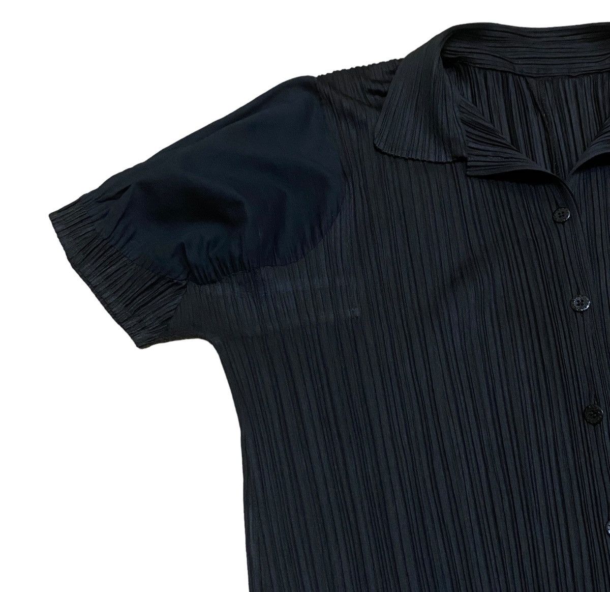 Pleats Please Issey Miyake Rare Vintage Pleast Please Issey Miyake Polos T-shirt 2000s Size ONE SIZE - 5 Thumbnail