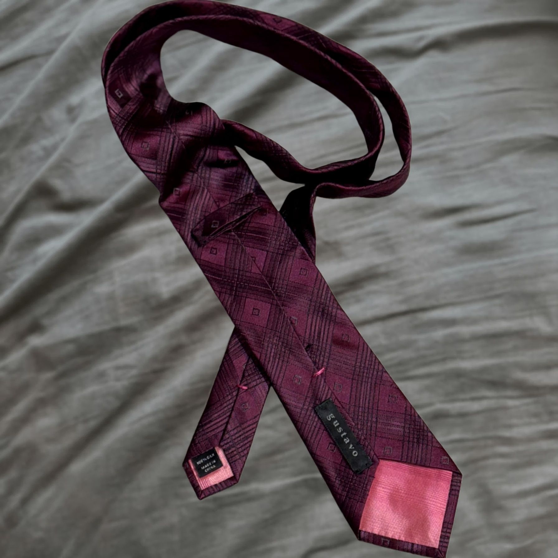 Vintage Gustavo Tie Mens Purple Burgundy Silk Geometric Pattern Formal Dress Neckwear Size ONE SIZE - 1 Thumbnail
