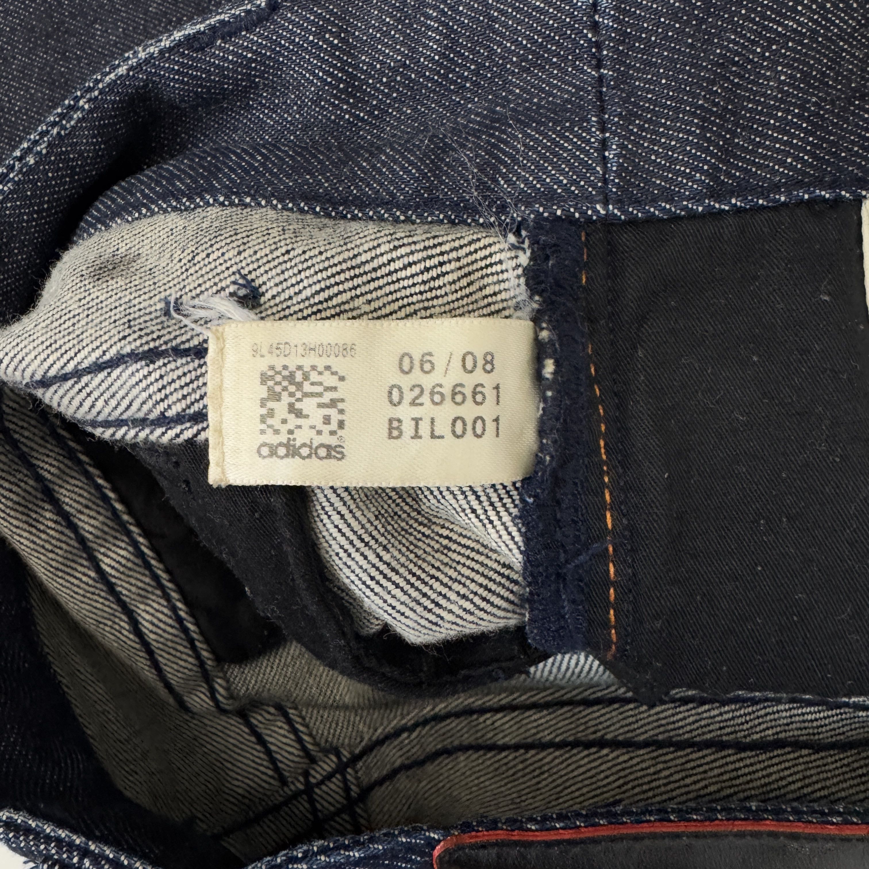 Y-3 jeans with zip pocket at the back Size 28" / US 6 / IT 42 - 12 Thumbnail