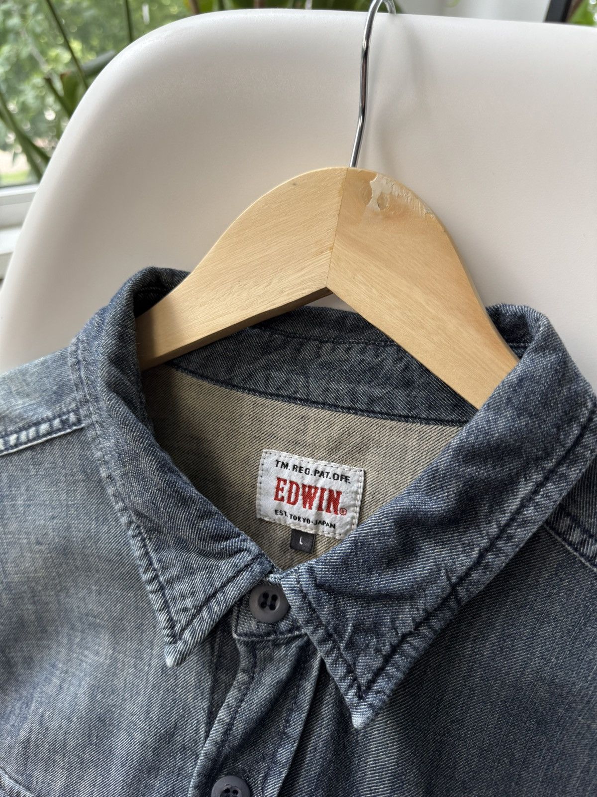 Edwin × Japanese Brand Edwin King jeans shirt size L 🇯🇵 Size US L / EU 52-54 / 3 - 4 Thumbnail