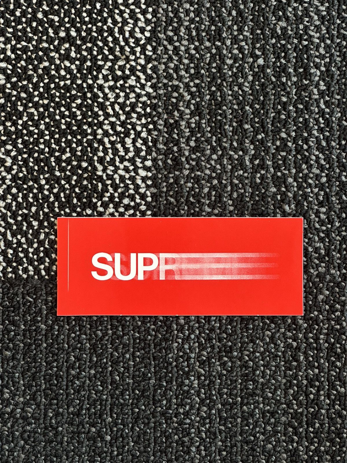 Supreme Supreme Motion Logo Sticker Size ONE SIZE - 1 Preview