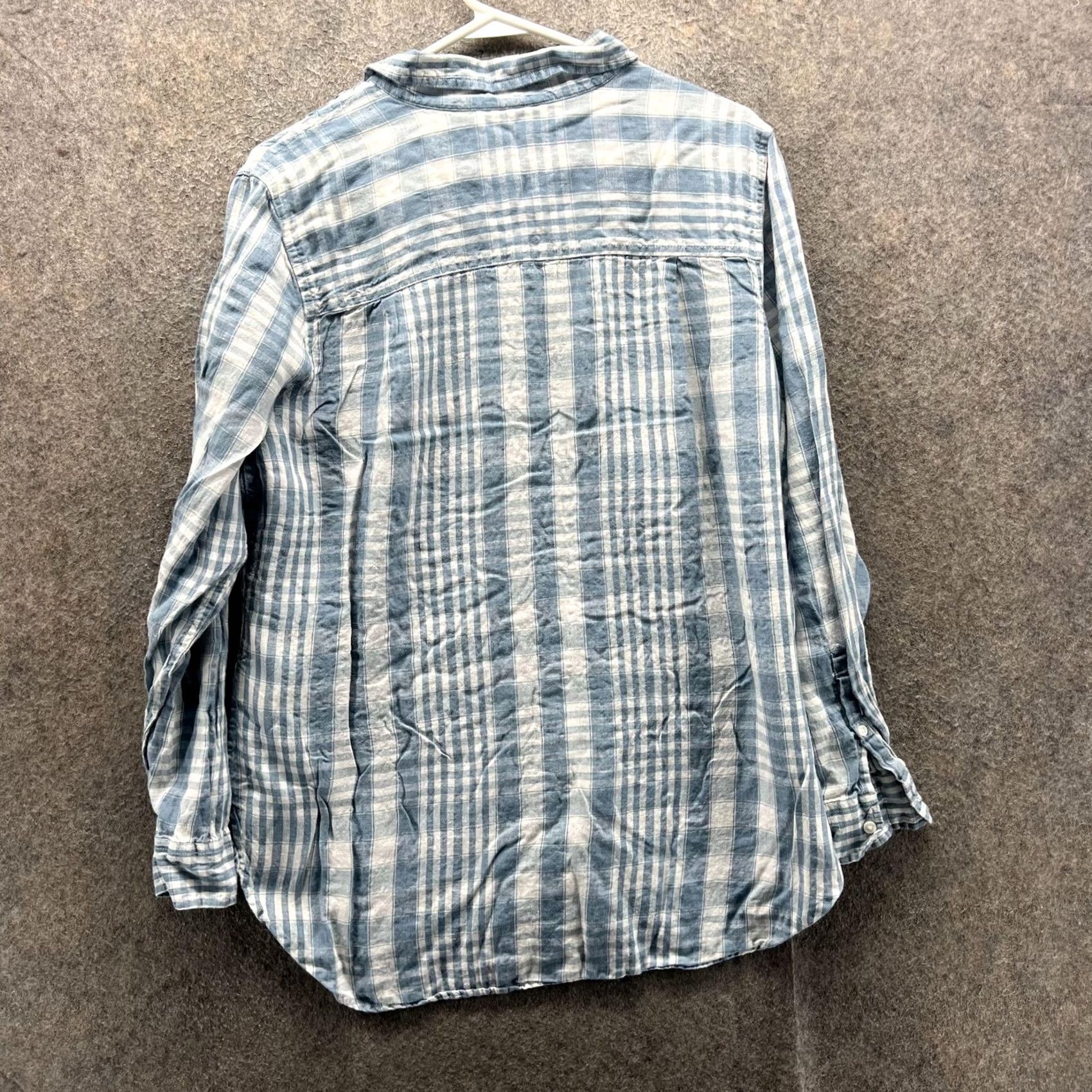 Vintage L.L. Bean Shirt Mens Large Blue Plaid Chambray Button Front Lightweight Shirt Mens Large Blue Plaid Chambray Button Front Lightweight Size US L / EU 52-54 / 3 - 6 Thumbnail