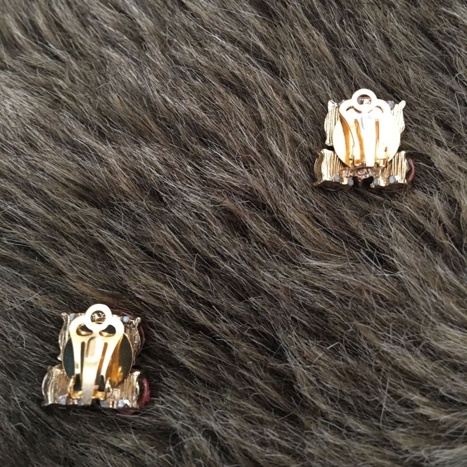 Vintage Vintage repurpose cabochon glass clip on earrings Size ONE SIZE - 4 Thumbnail
