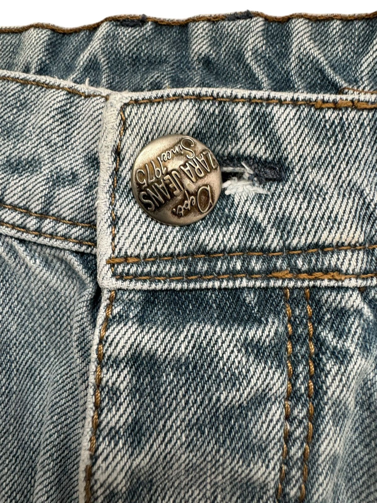 If Six Was Nine Vintage Zara Buckle Back Faded Distressed Jeans Size US 33 - 4 Thumbnail