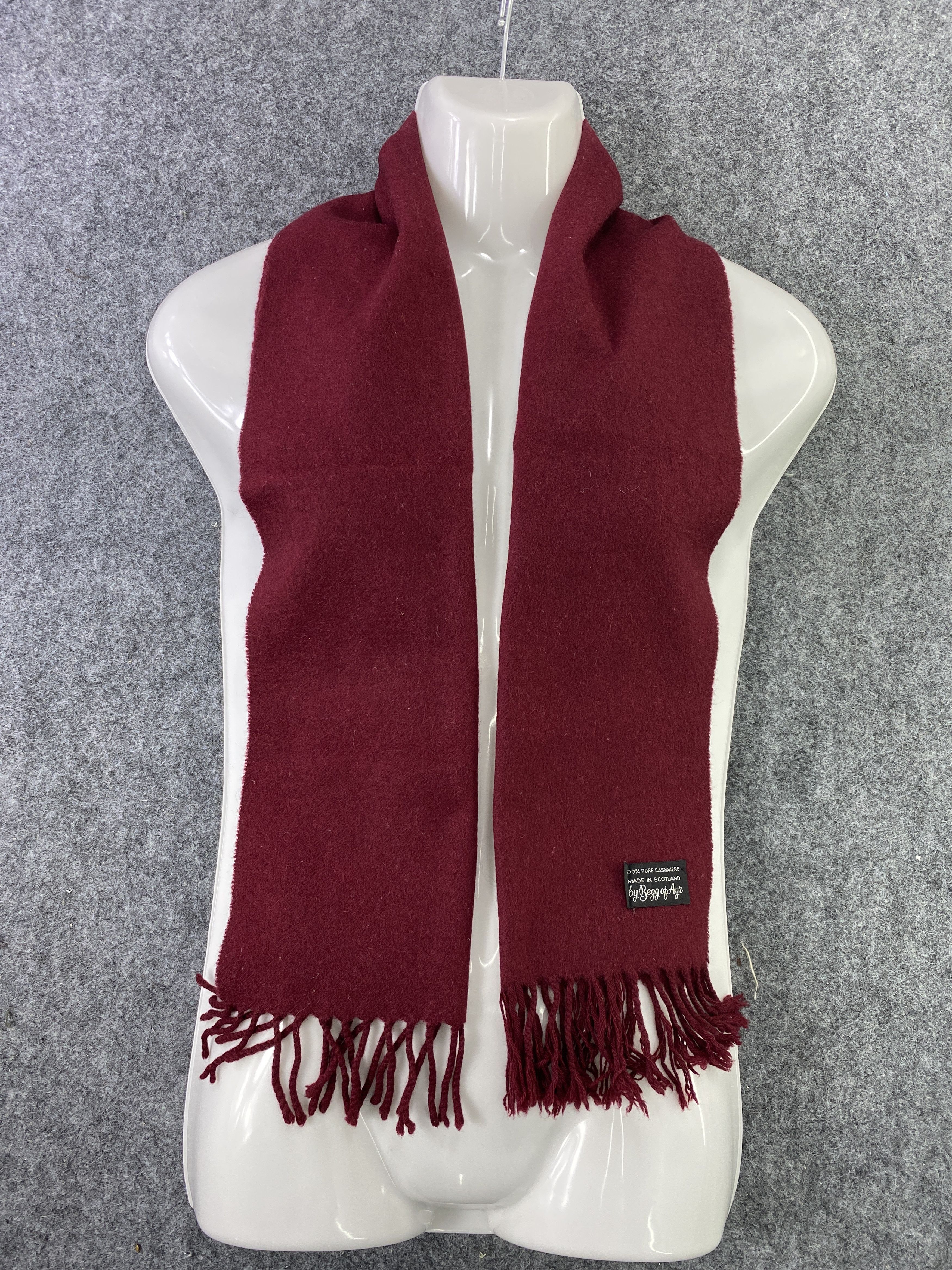 Begg x Co BEGG OF AYR PURE CASHMERE Scarf/Muffler/neckwear -T343 Size ONE SIZE - 1 Thumbnail