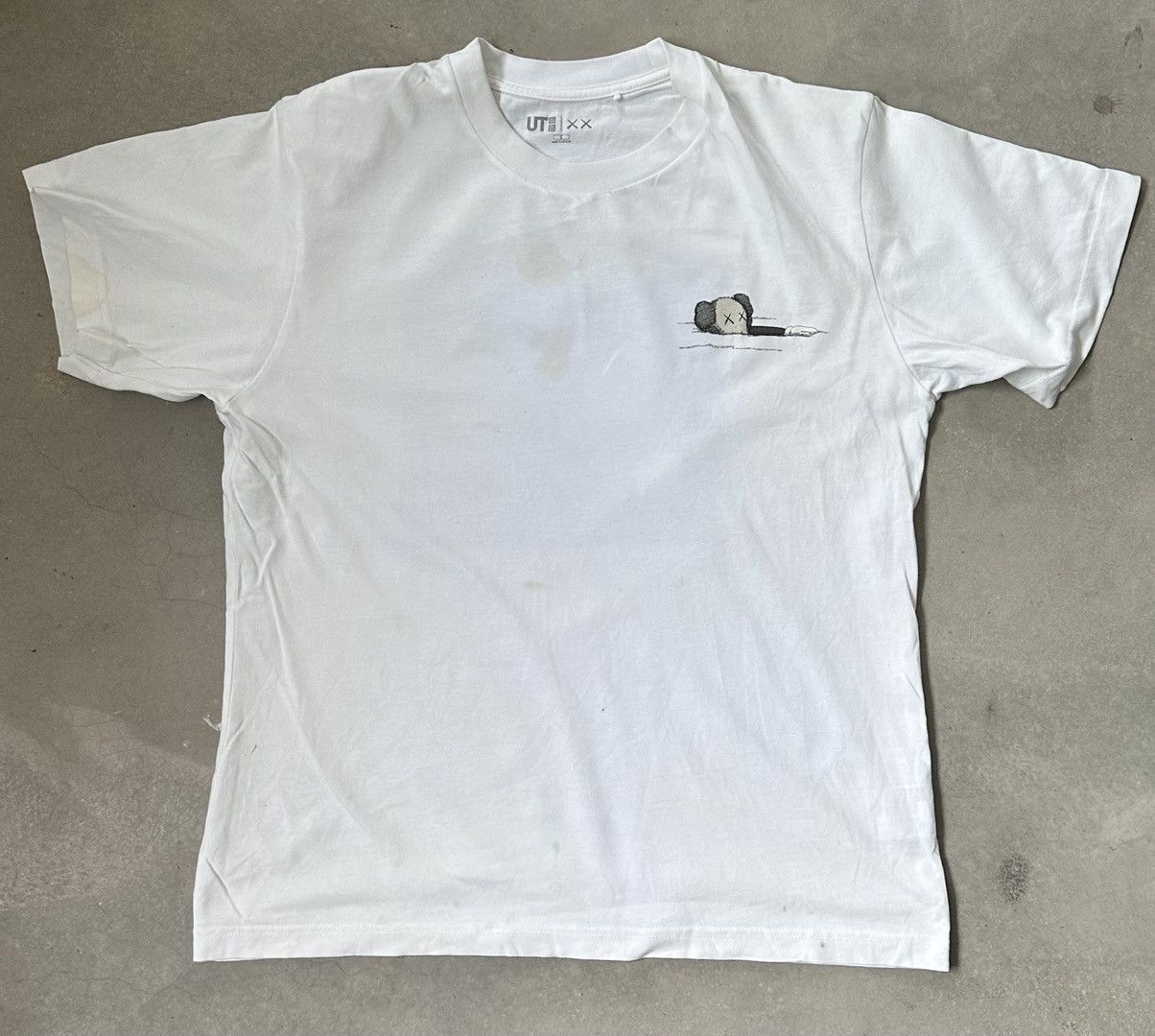Kaws KAWS UNIQLO GRAPHIC PRINT TEE Size US S / EU 44-46 / 1 - 2 Thumbnail