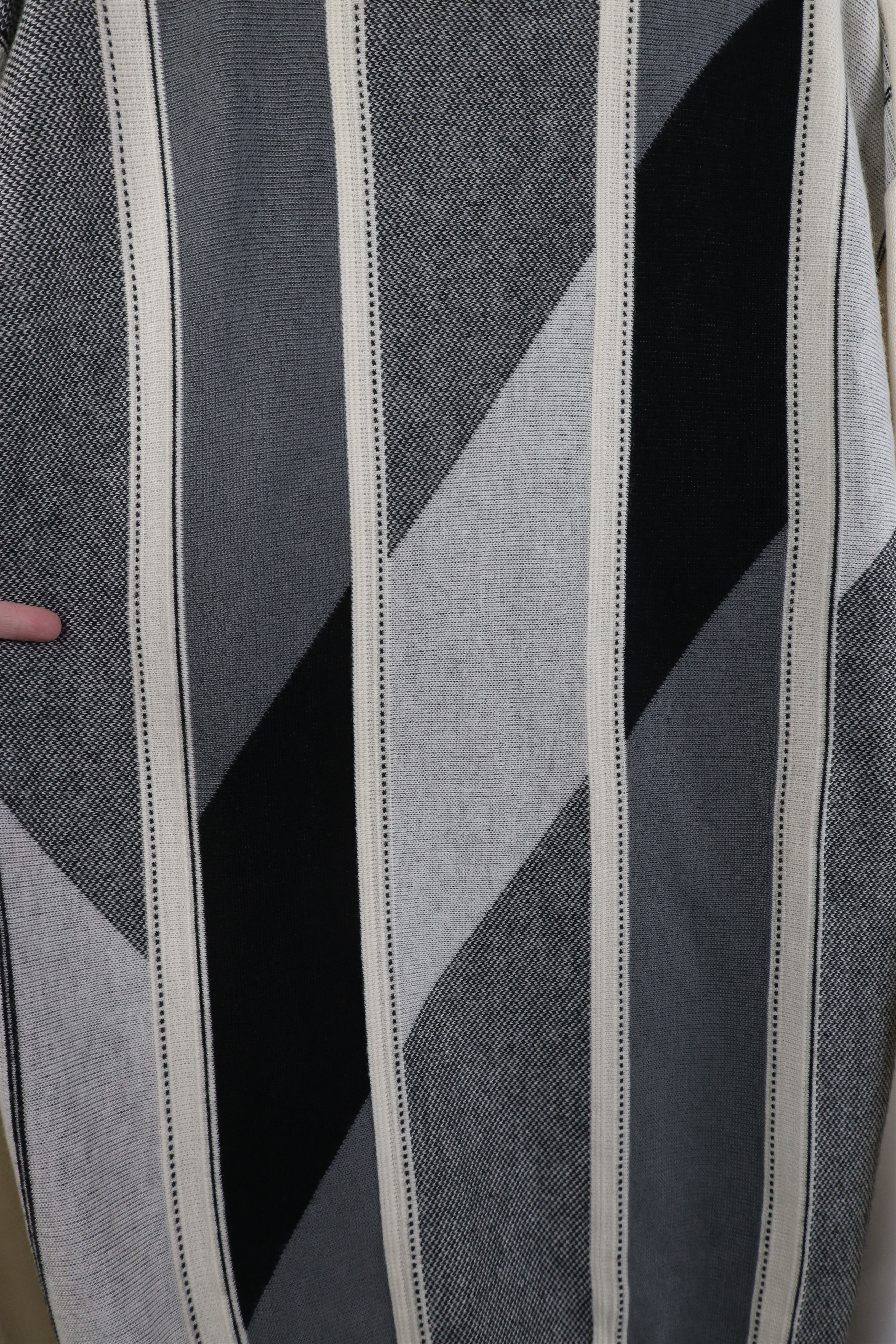 Vintage Vintage 90s Coogi Style Geometric Striped Knit Sweater Size US XL / EU 56 / 4 - 5 Thumbnail