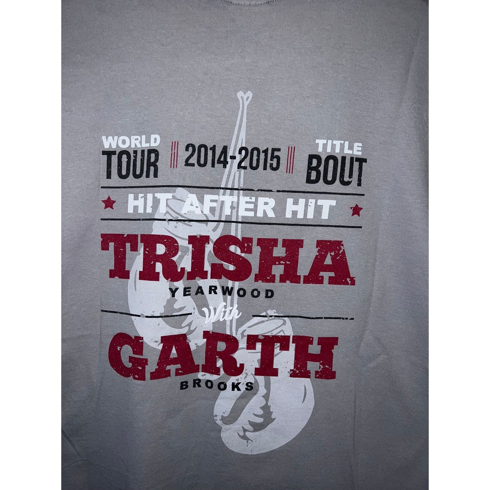 Gildan Vintage Trisha Yearwood Shirt Garth Brooks Tour Tee 2014-15 Size US M / EU 48-50 / 2 - 7 Thumbnail