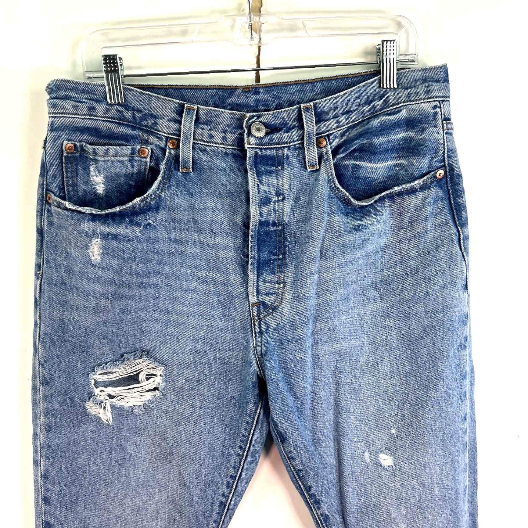 Levi's VINTAGE Levi's 501 Denim Jeans Mens Size 32 Blue Distressed Retro 90s Silver Button Fly Size US 32 / EU 48 - 2 Thumbnail