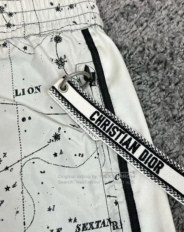 Dior Dior White Cotton Women's Shorts with Stars . Size 23" - 3 Thumbnail