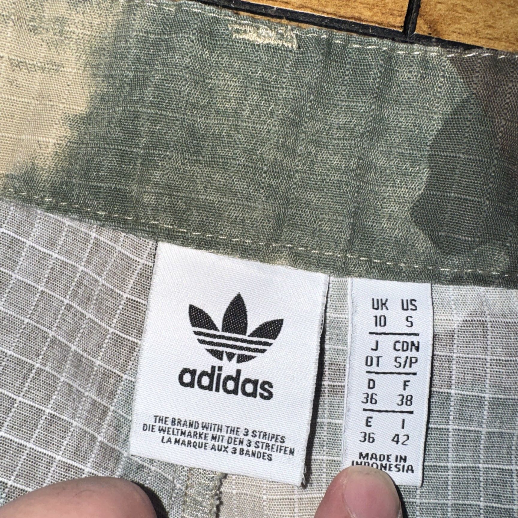 Adidas Adidas Camo Jogger Pants Small 26x32 Men Jogger Camouflage Green Activewear Size US 29 - 4 Thumbnail