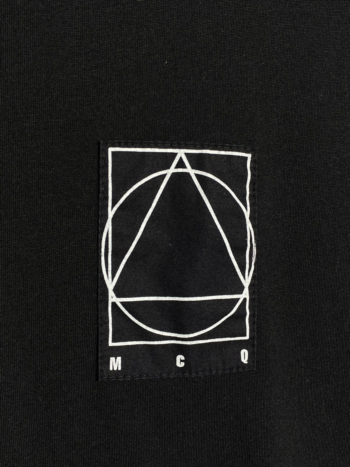 Alexander McQueen 🔥 MCQ BY ALEXANDER MCQUEEN MINIMAL TECH CORE TEE Size US M / EU 48-50 / 2 - 6 Thumbnail