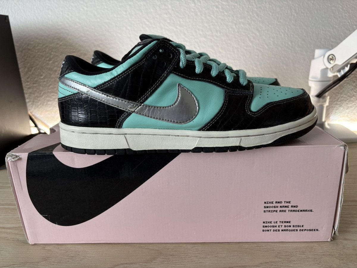 NIKE SB DUNK LOW “TIFFANY” SZ 10