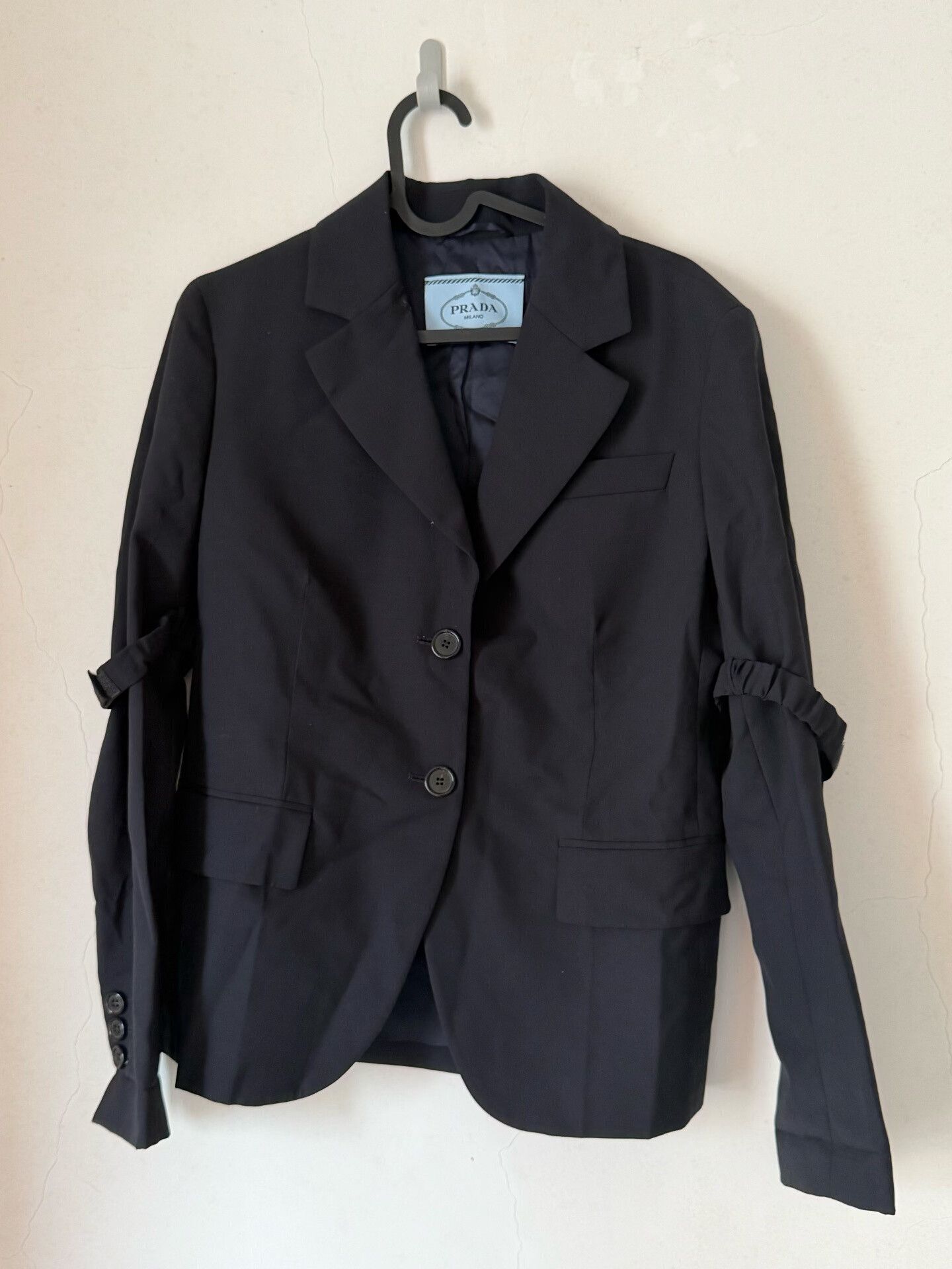 Prada Prada Black Strapped Blazer Size US XS / EU 42 / 0 - 1 Thumbnail
