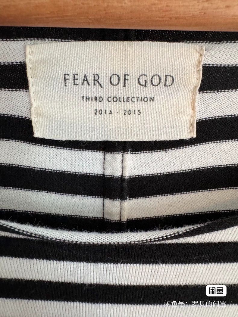 Fear of God Fear of God The third season is a black and white striped Size US XL / EU 56 / 4 - 2 Thumbnail