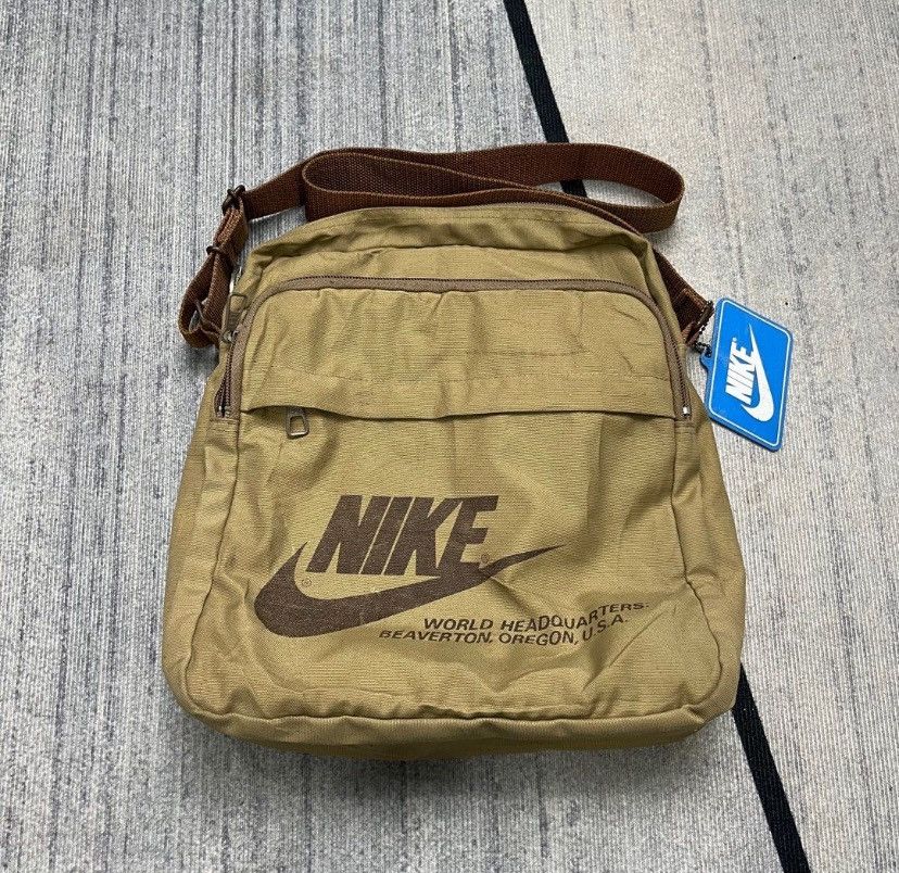 Nike Rare Nike vintage 90s 80s Size ONE SIZE - 1 Thumbnail
