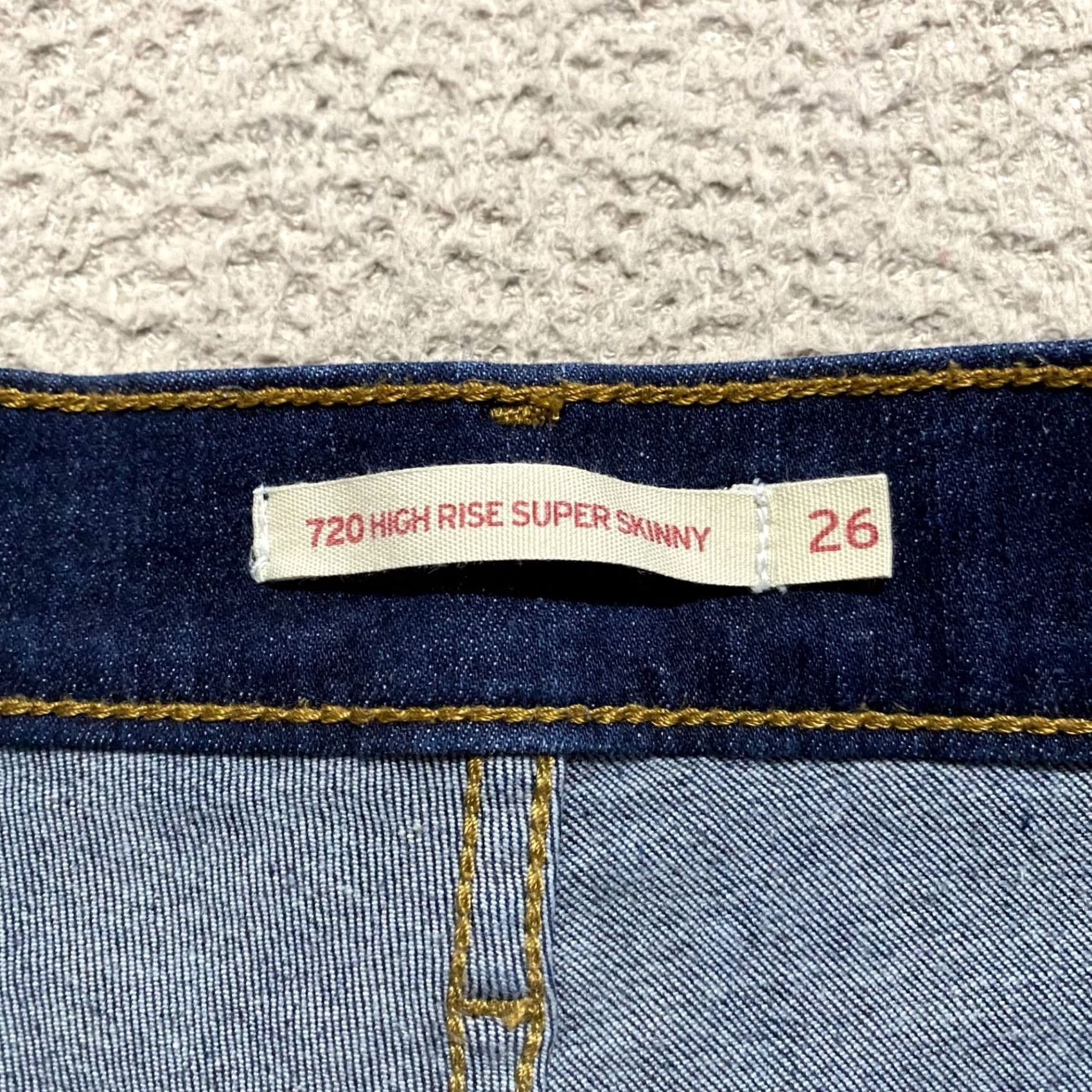 Levi's Levi's 720 Jeans Womens sz 26 Blue Denim Dark Wash High Rise Super Skinny Size 26" / US 2 / IT 38 - 3 Thumbnail