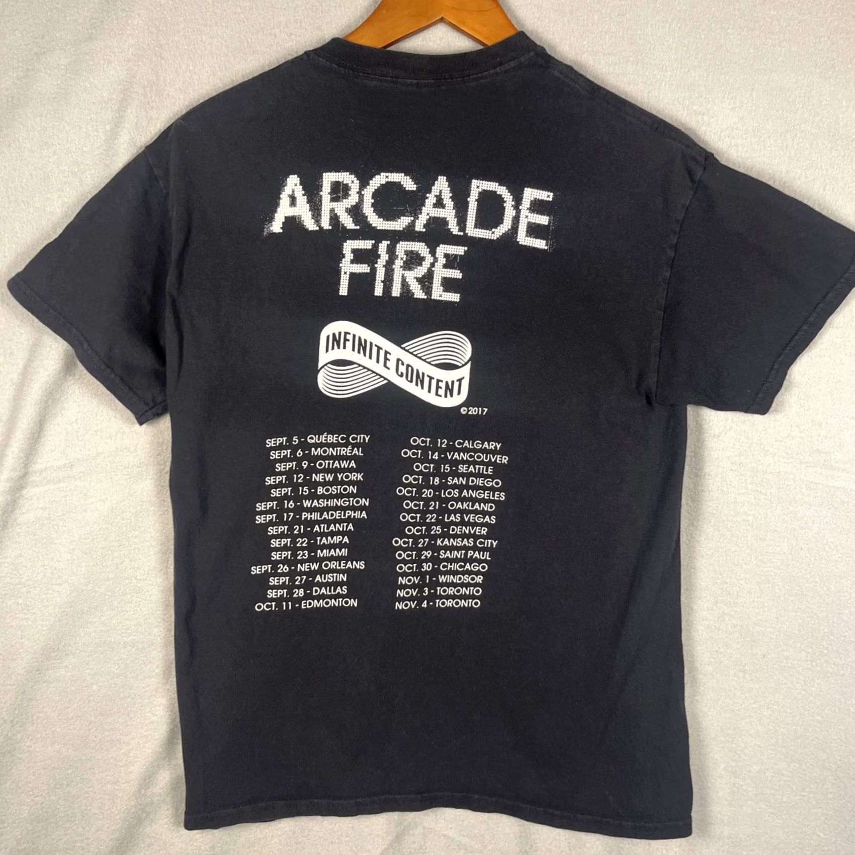 Vintage Arcade Fire Shirt Sz S Black Short Sleeve T-Shirt Men Music Rock 2017 Tour Band Infinite Content Vintage? Size US S / EU 44-46 / 1 - 5 Thumbnail