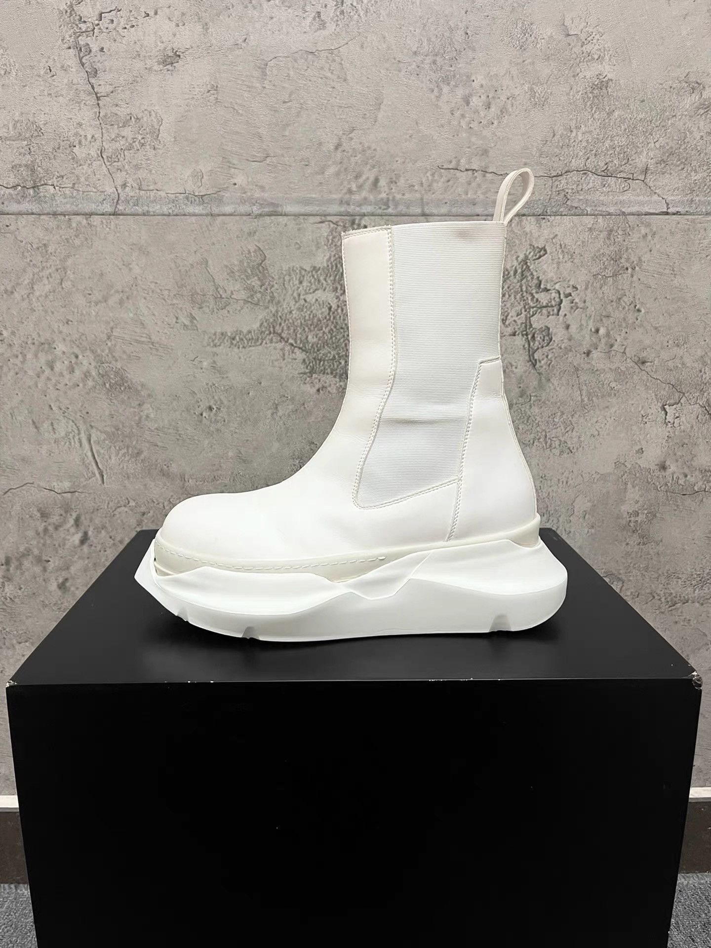 Rick Owens Rick Owens Thick Sole Leather Chelsea Boots K34 Size US 6 / EU 39 - 8 Thumbnail