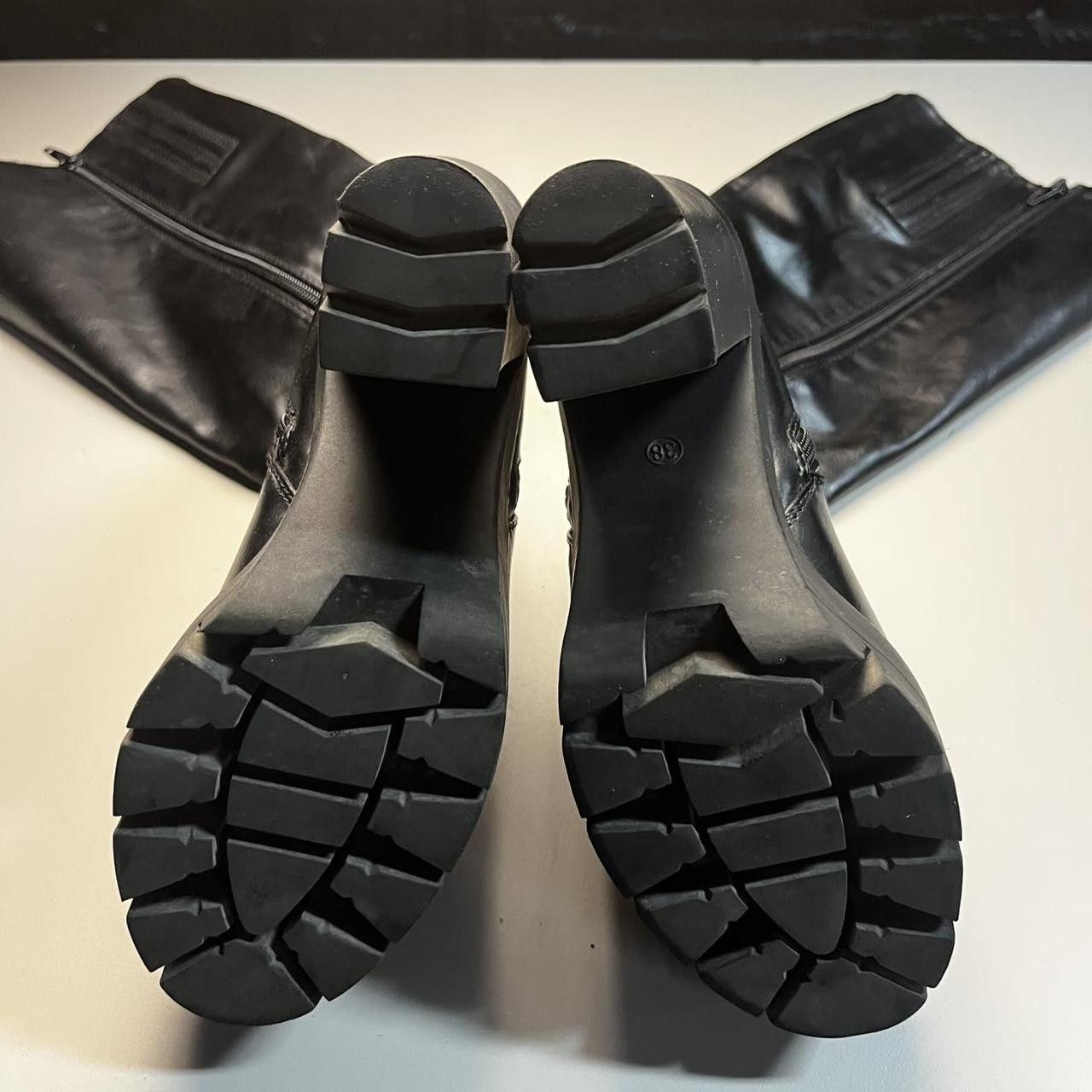 Other Black leather platform boots with zipper detail #goth #boho Size US 8 / IT 38 - 4 Thumbnail