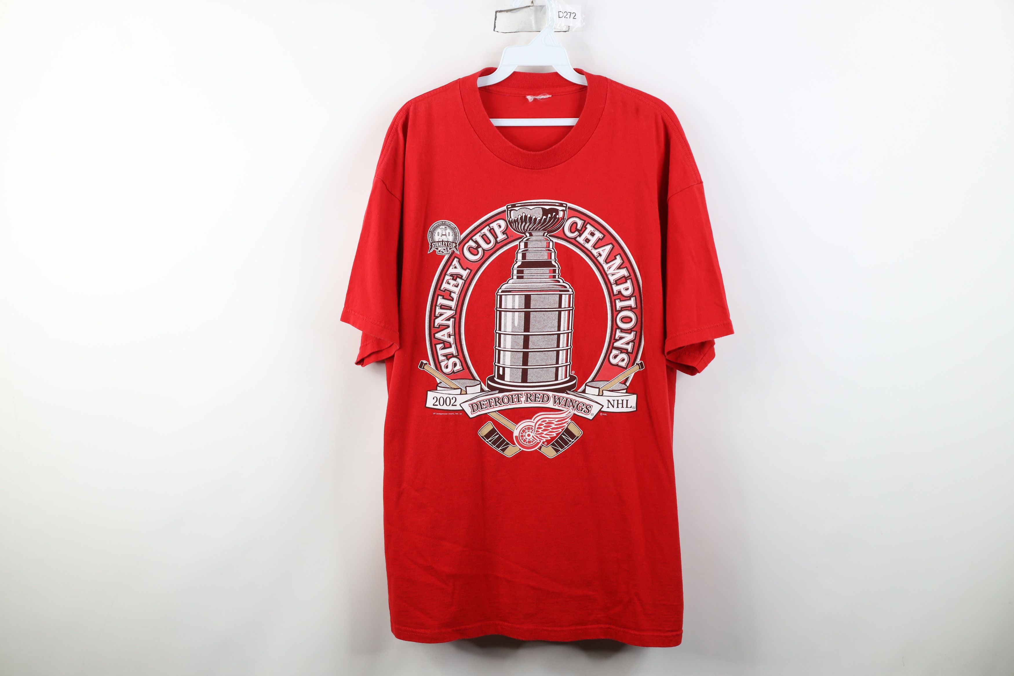 Vintage Vintage 2002 Stanley Cup Champions Detroit Red Wings T-Shirt Size US XL / EU 56 / 4 - 1 Thumbnail