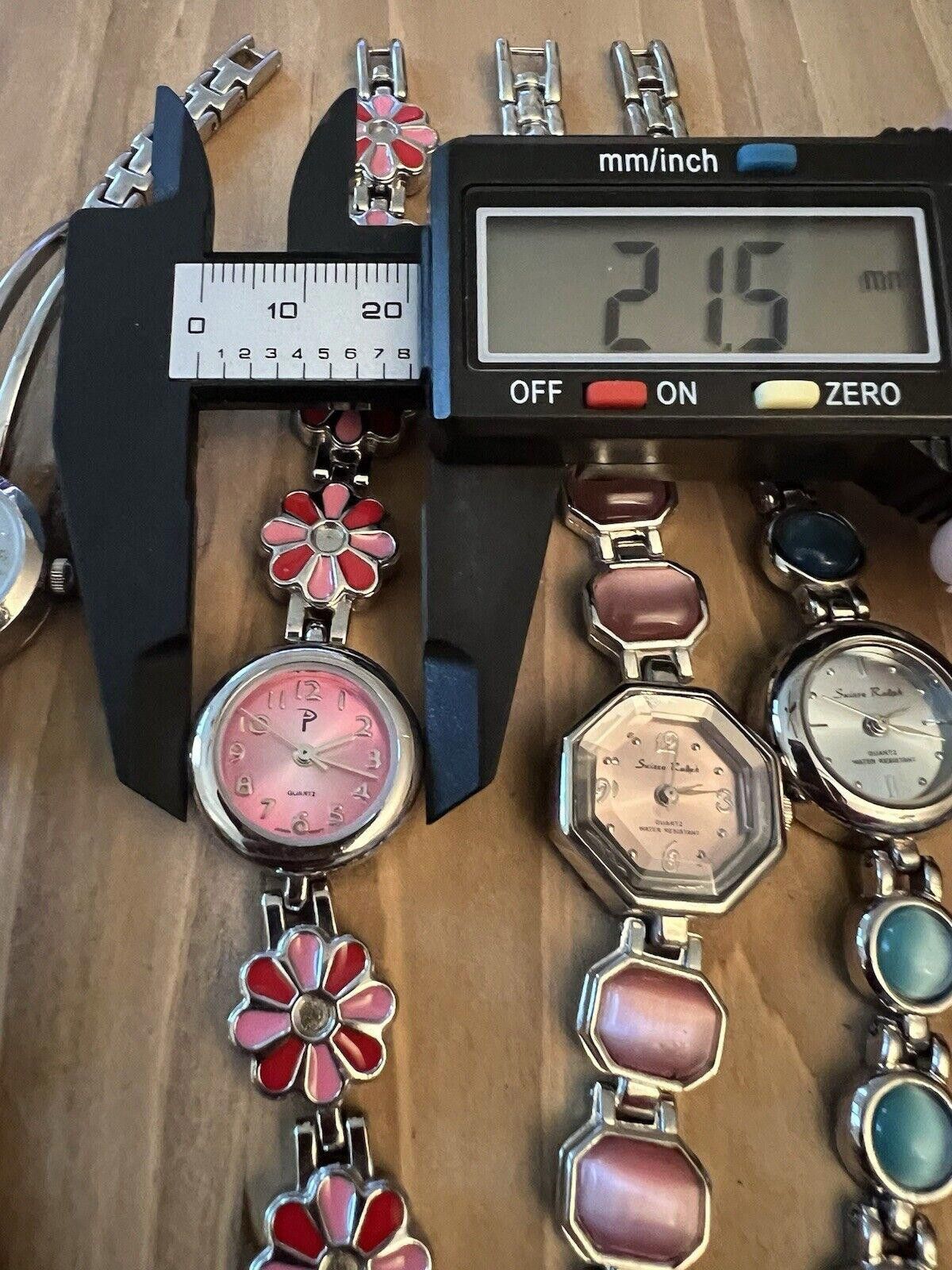Designer 4 Vintage Ladies Watches New Batteries Working Size ONE SIZE - 5 Thumbnail