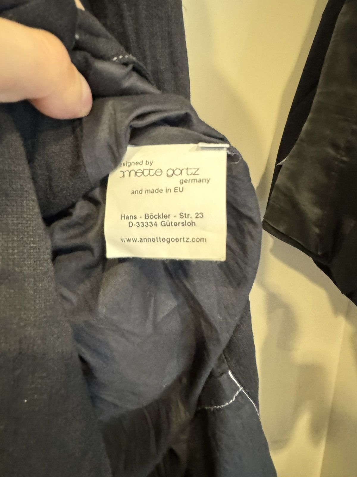 Arnette × Vintage Annette Görtz Archival Black Cloak Size US L / EU 52-54 / 3 - 5 Thumbnail