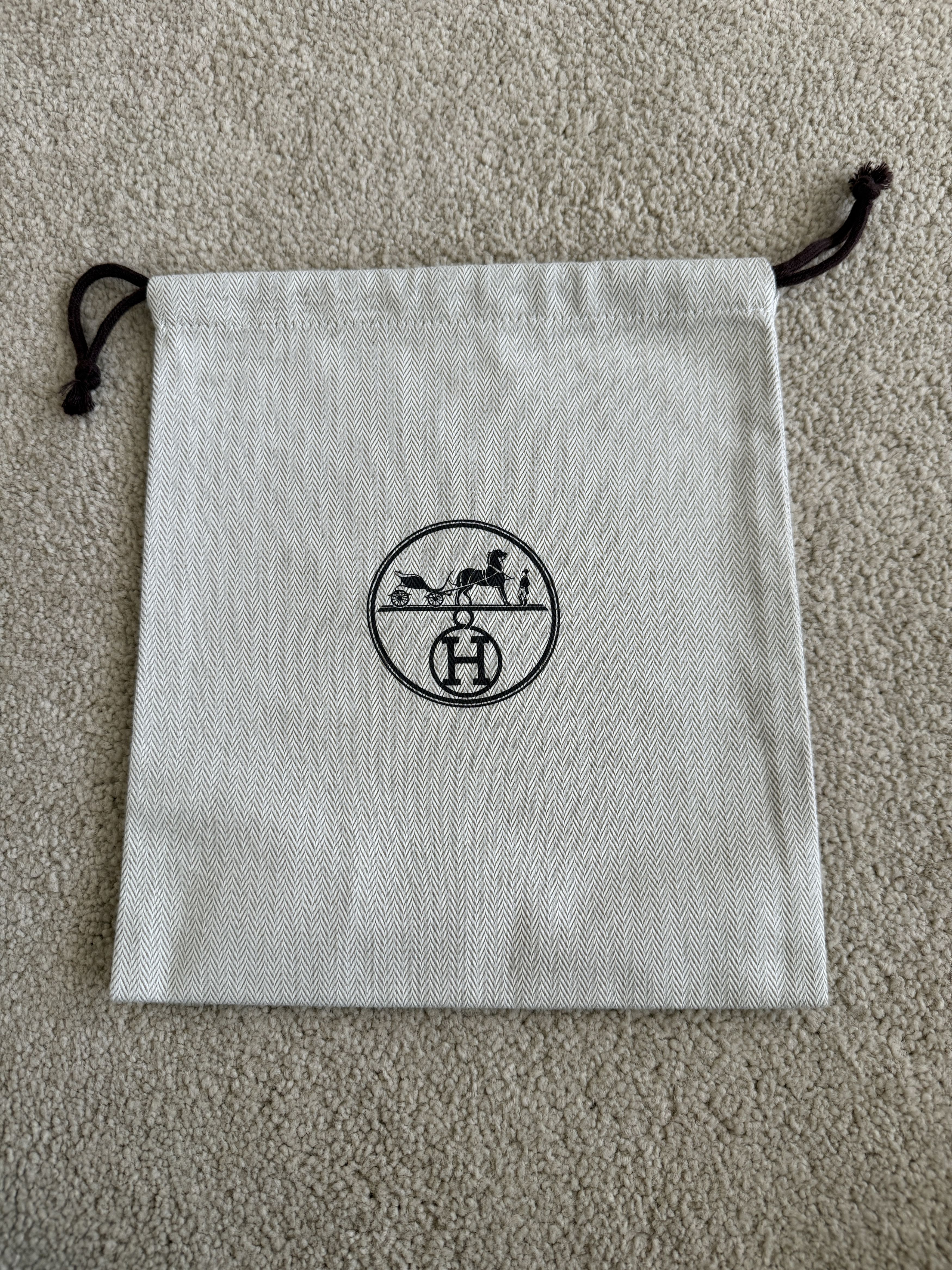 Hermes Authentic Hermes Herringbone Tweed Small Drawstring Dustbag Size ONE SIZE - 1 Thumbnail