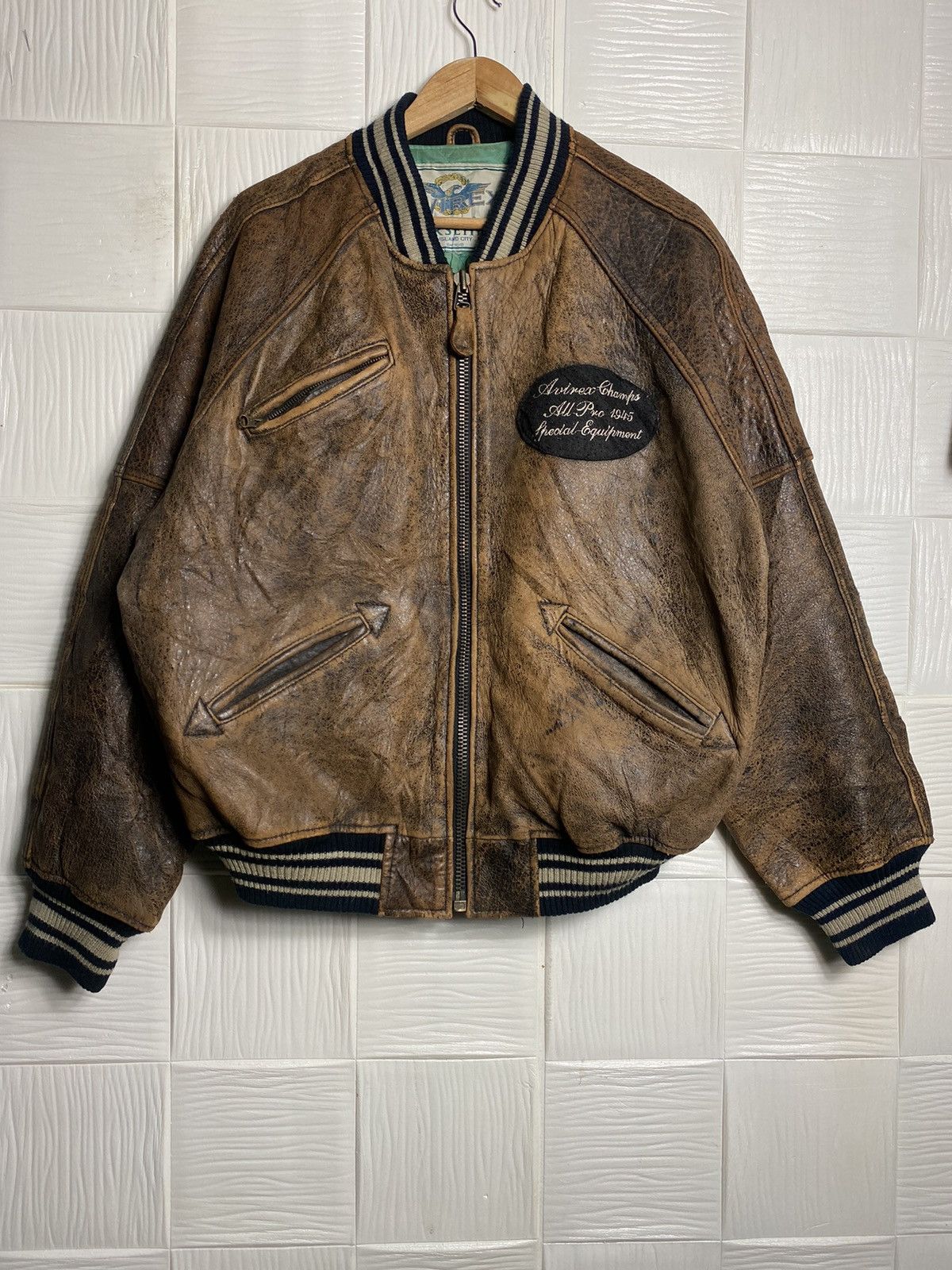 Avirex VINTAGE AVIREX 1952 AIR FORCE LEATHER JACKET Size US S / EU 44-46 / 1 - 2 Thumbnail