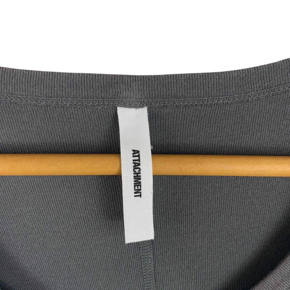 Attachment × Japanese Brand ATTACHMENT u neck plain tee Size US M / EU 48-50 / 2 - 3 Thumbnail