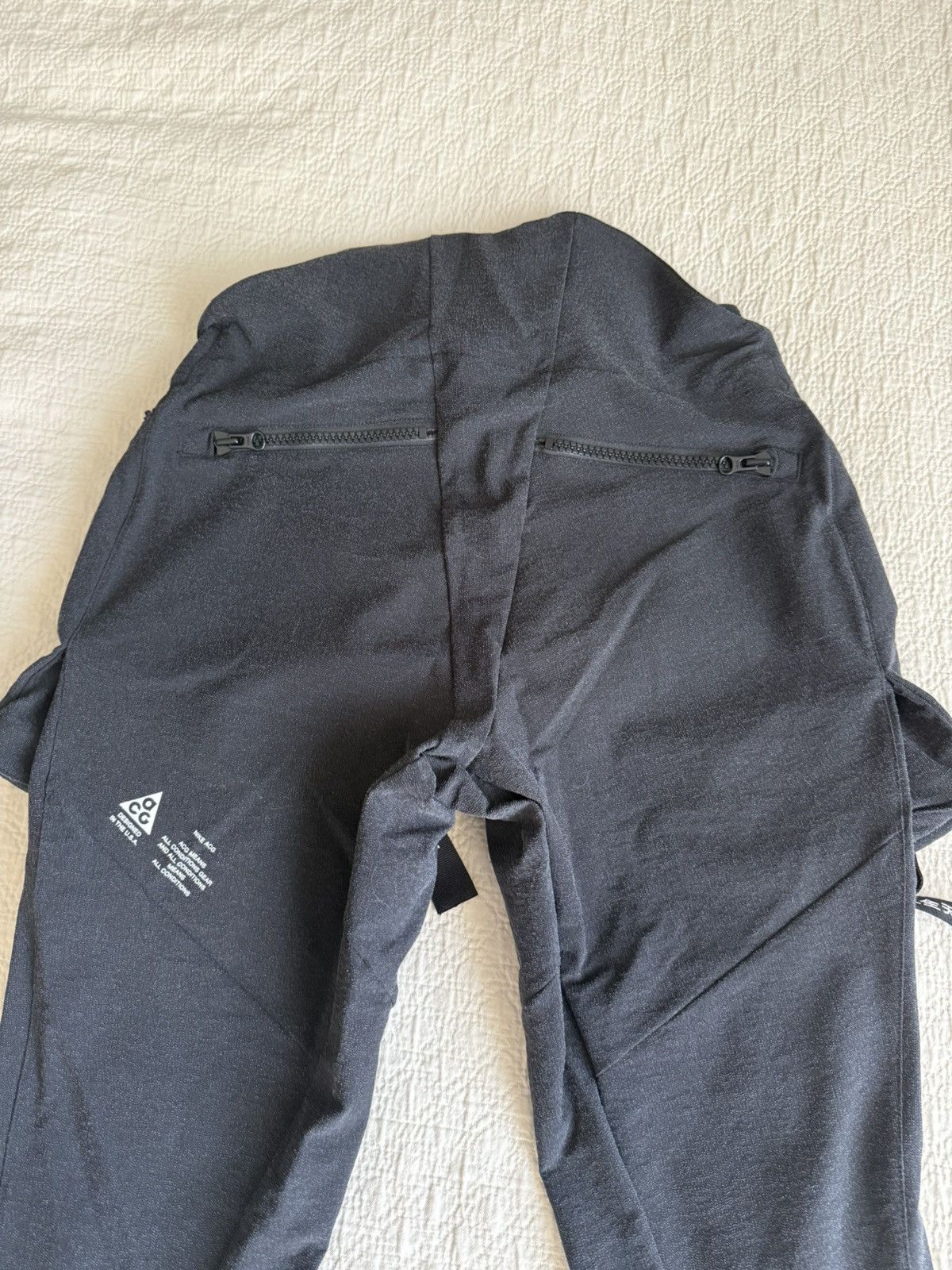 Nike ACG Nike ACG Acronym cargo pants with shorts Size 28" / US 6 / IT 42 - 9 Thumbnail