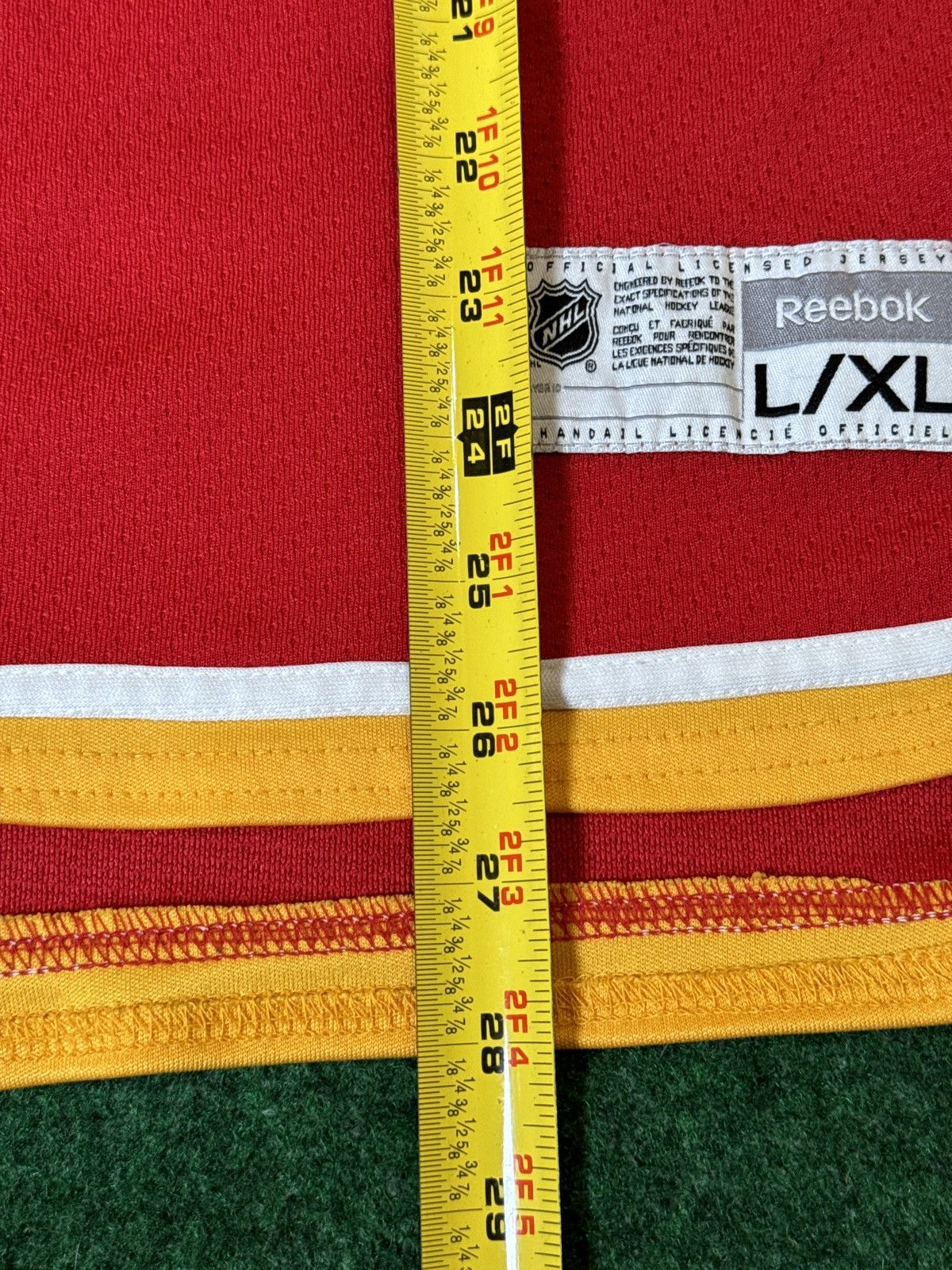NHL × Reebok × Vintage Calgary Flames Reebok NHL Small Red Hockey Jersey Size US S / EU 44-46 / 1 - 6 Thumbnail