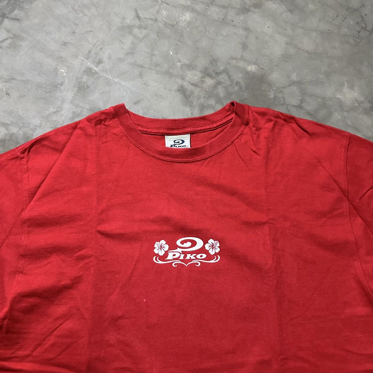 If Six Was Nine ❤️‍🔥VINTAGE Y2K PIKO SURF TSHIRT❤️‍🔥 Size US L / EU 52-54 / 3 - 5 Thumbnail