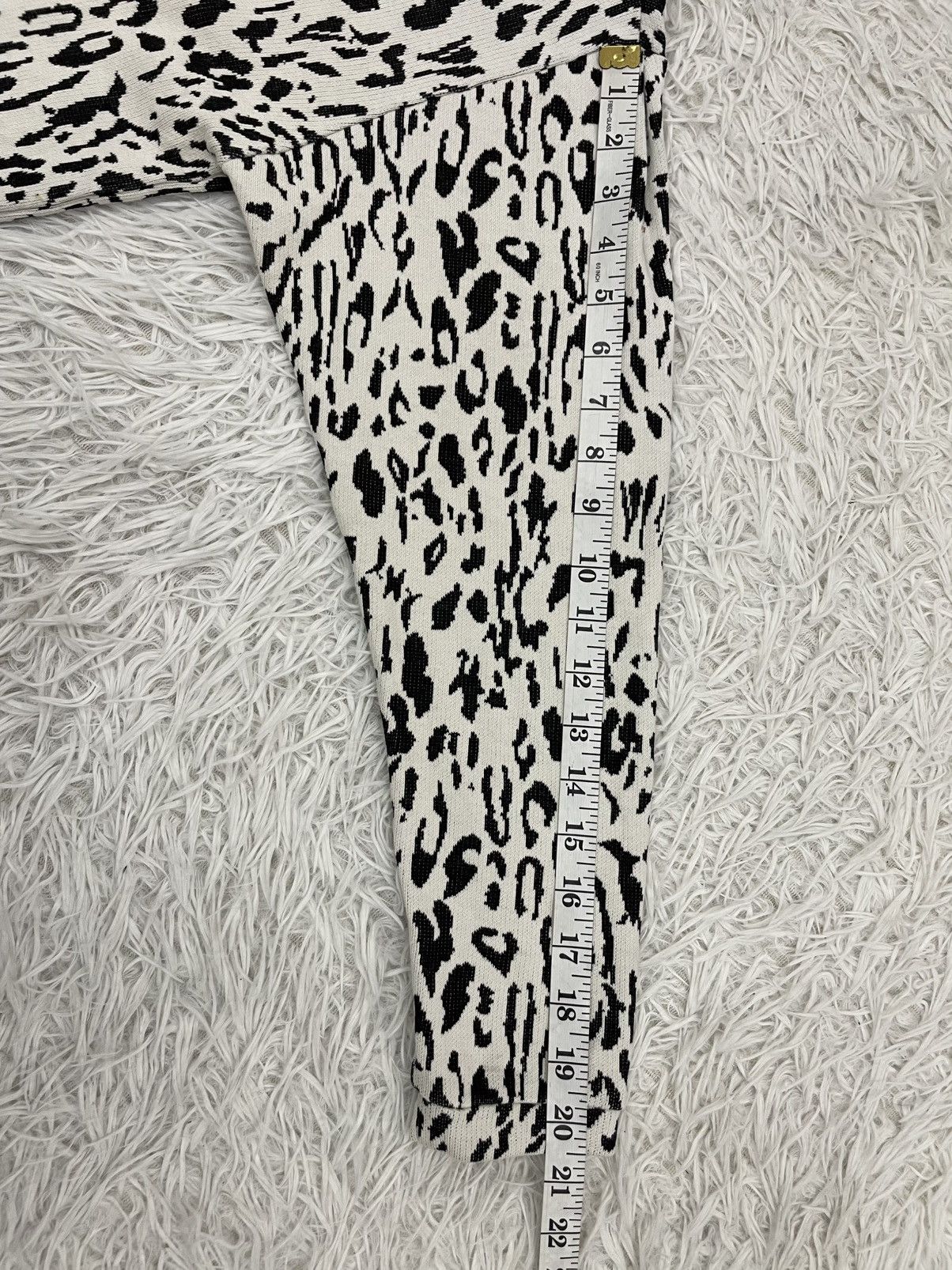 Zara Panther Printed Style Jumper Sweater by Zara Size S / US 4 / IT 40 - 5 Thumbnail