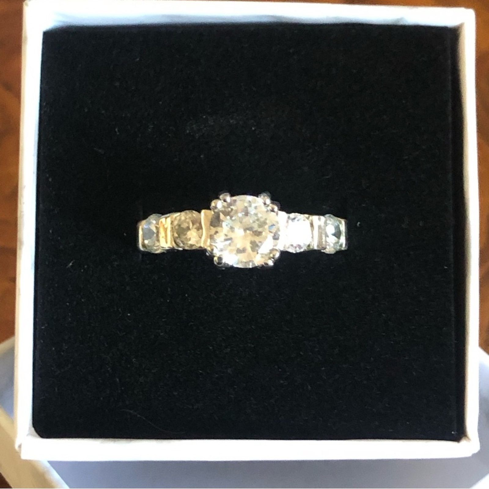 Vintage Vintage 14kt white gold cubic zirconia wedding band Size ONE SIZE - 2 Thumbnail