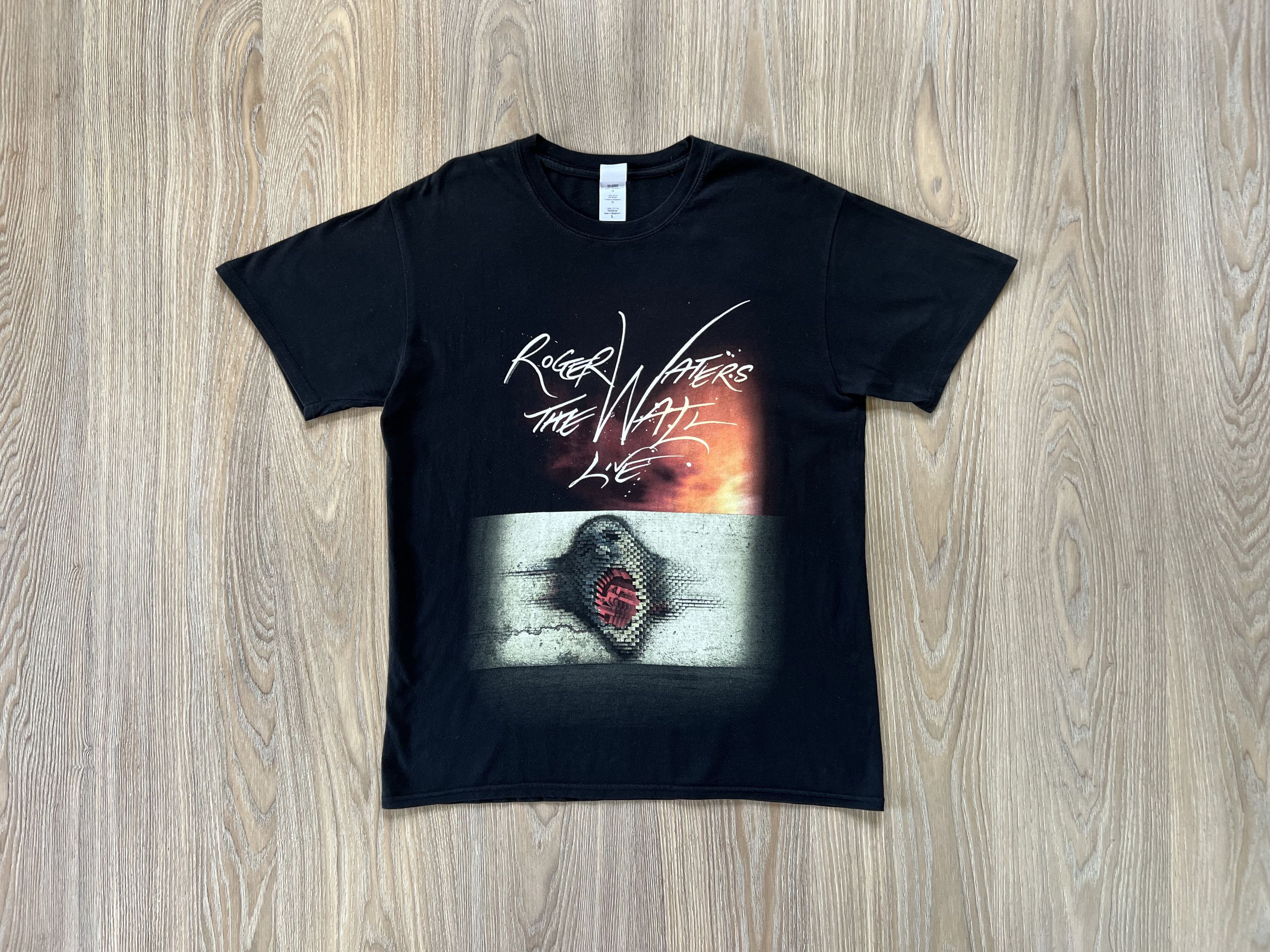 Roger Waters ピンクフロイド 2010ツアーTシャツ Vintage ROGER WATERS Pink Floyd Tシャツ - メルカリ